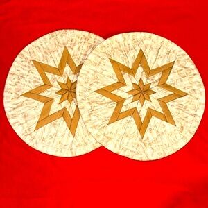 LOT OF 2 HANDMADE 8” ROUND HOT PADS TRIVETS POTHOLDERS AMISH STAR IVORY TAN NEW